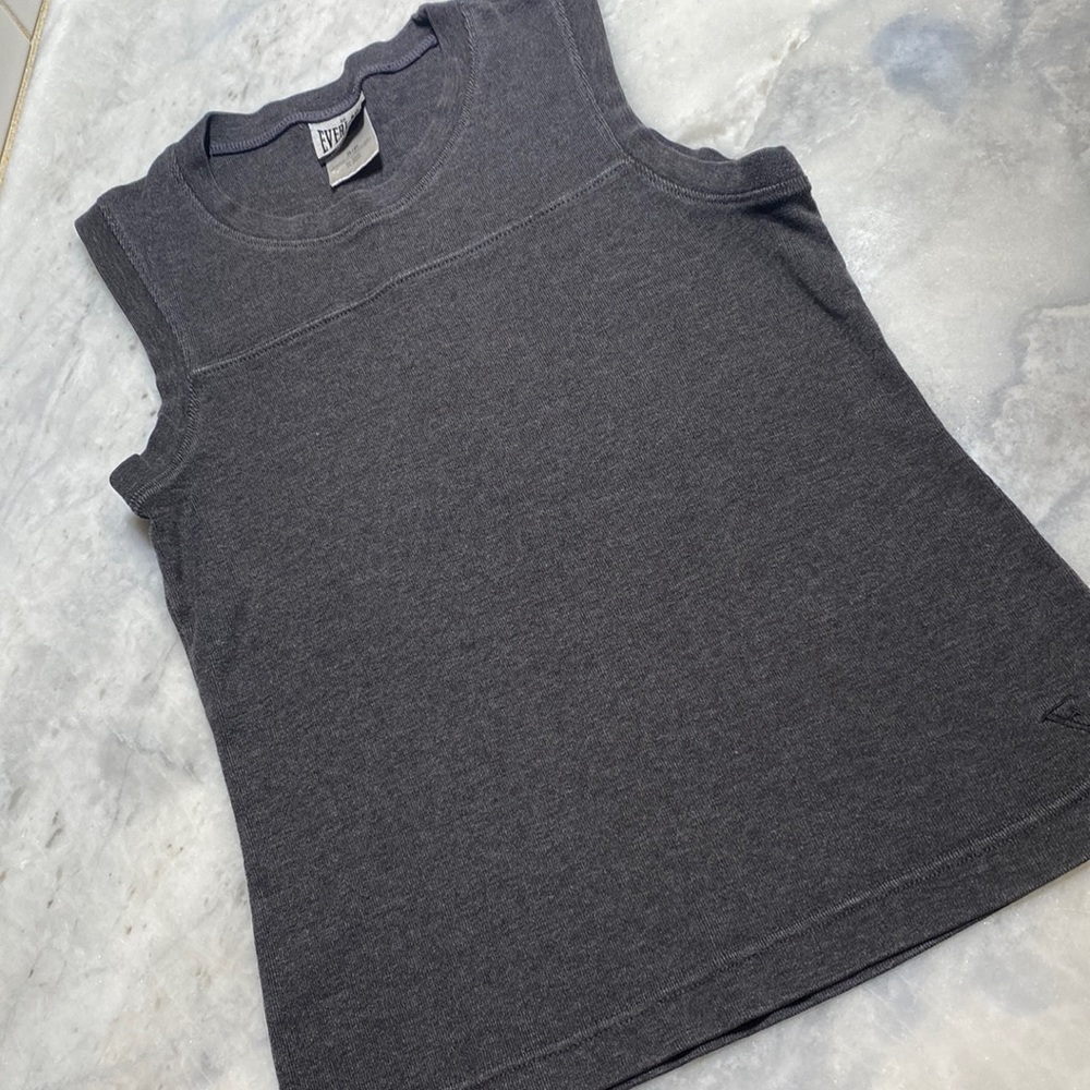 EVERLAST Athletic Shirt Size Small Gray